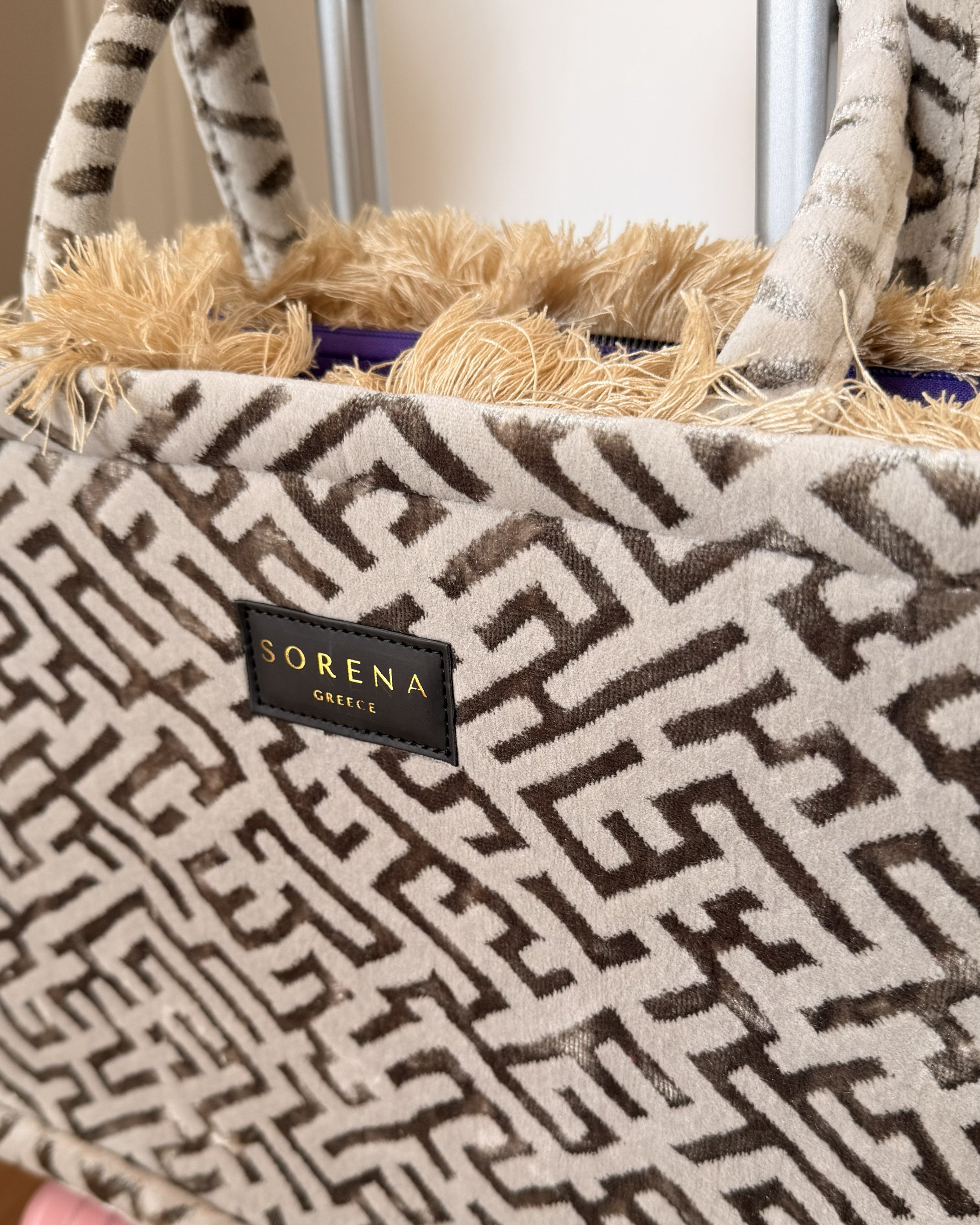 ZIZINA MEDIUM TOTE BAG