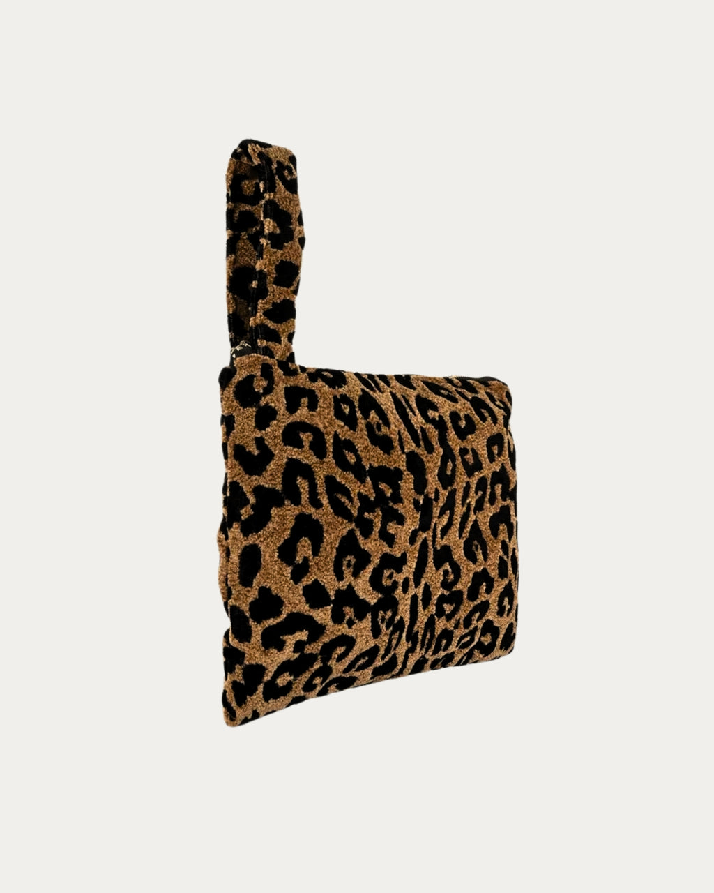 LEOPARD VELVET BROWN CLUTCH