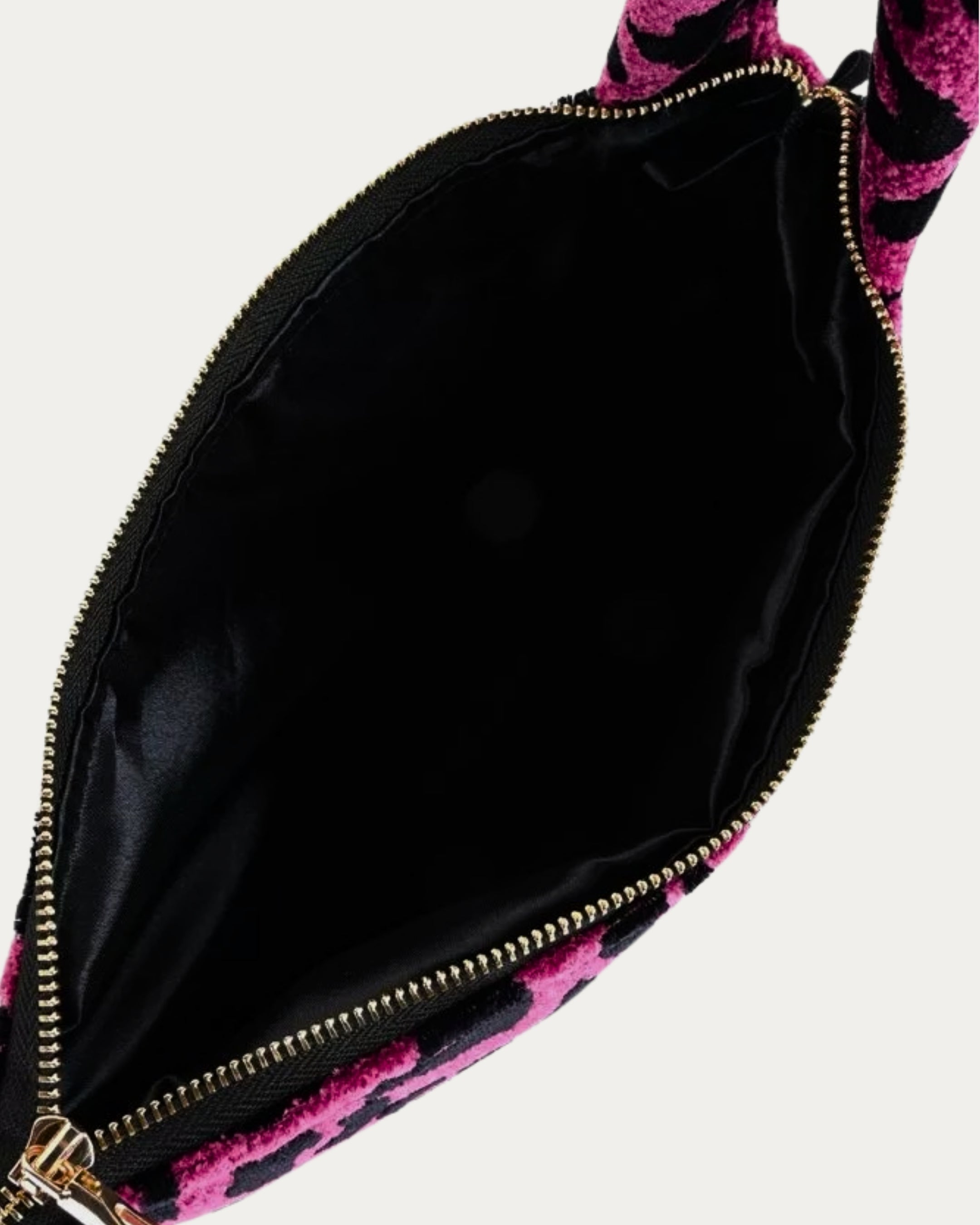 LEOPARD VELVET MAGENTA CLUTCH