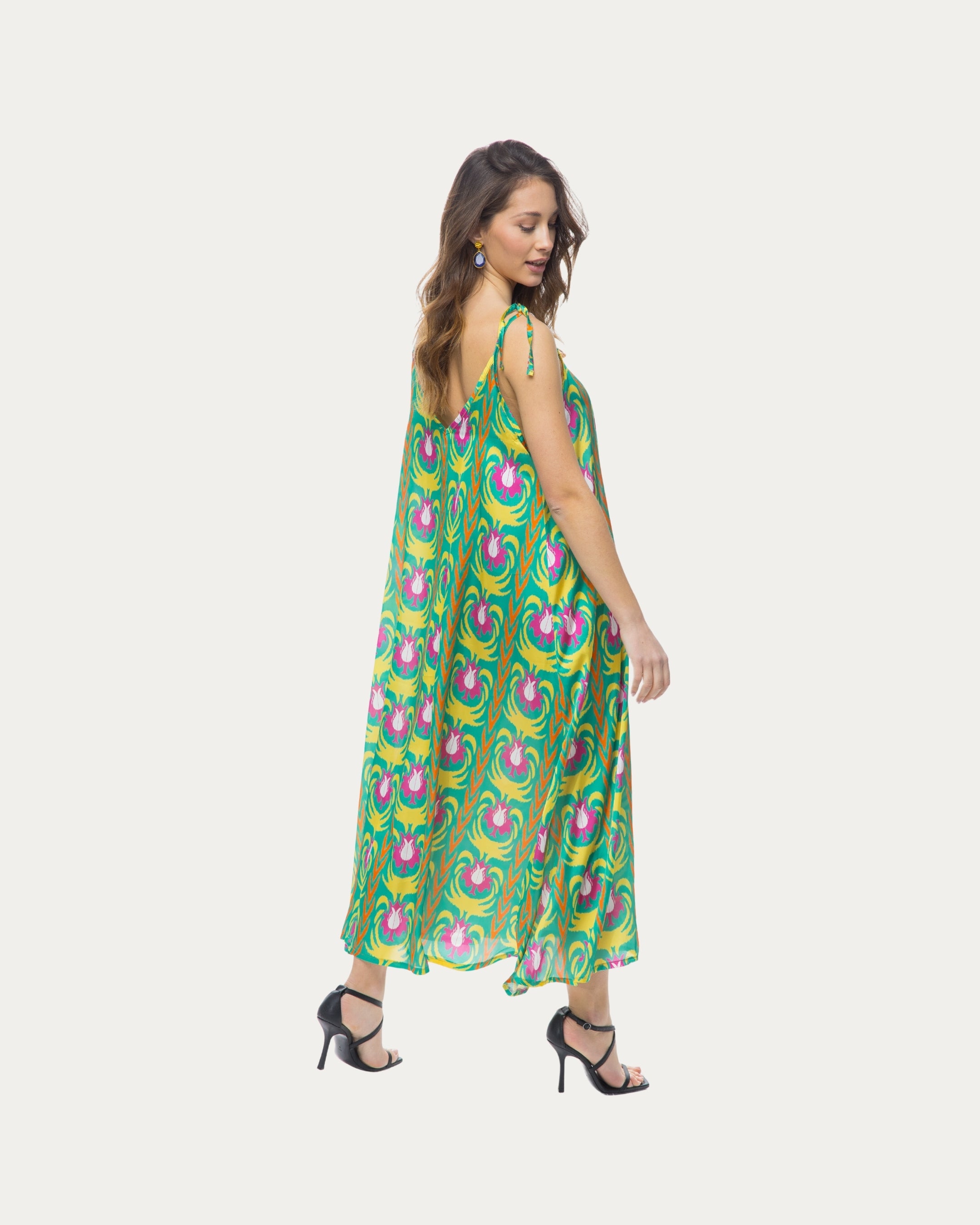 DRESS MYKINAI LIME ONE SIZE