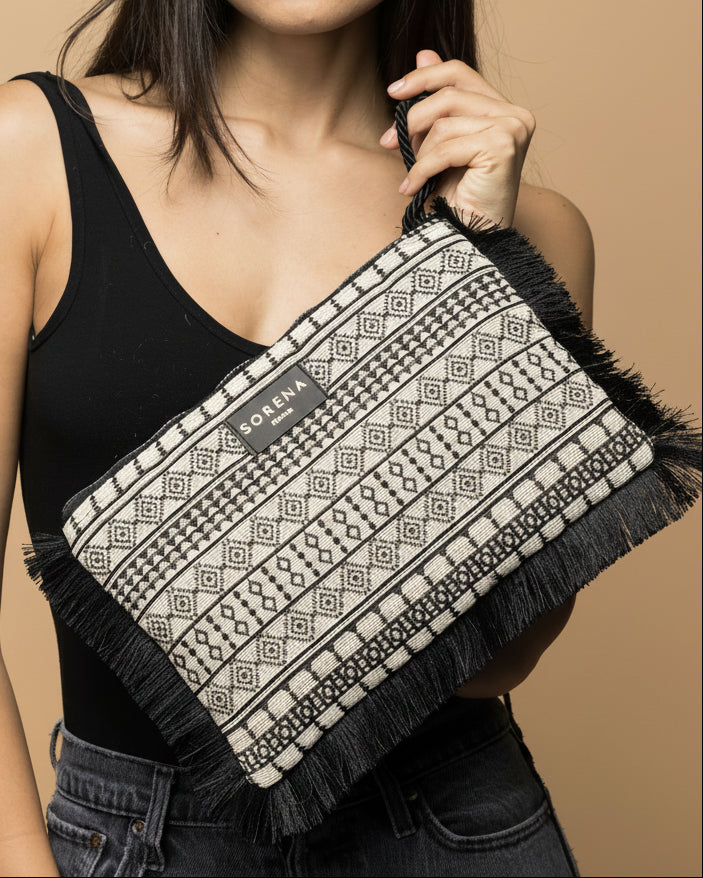 JUICY CLUTCH TINOS