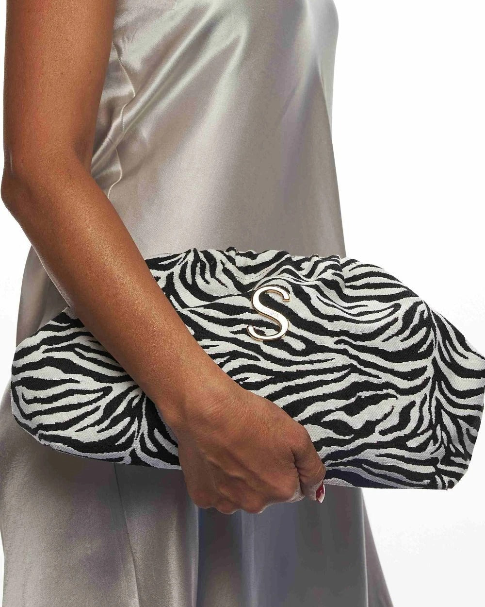 ZEGNIA BUCKET BAG