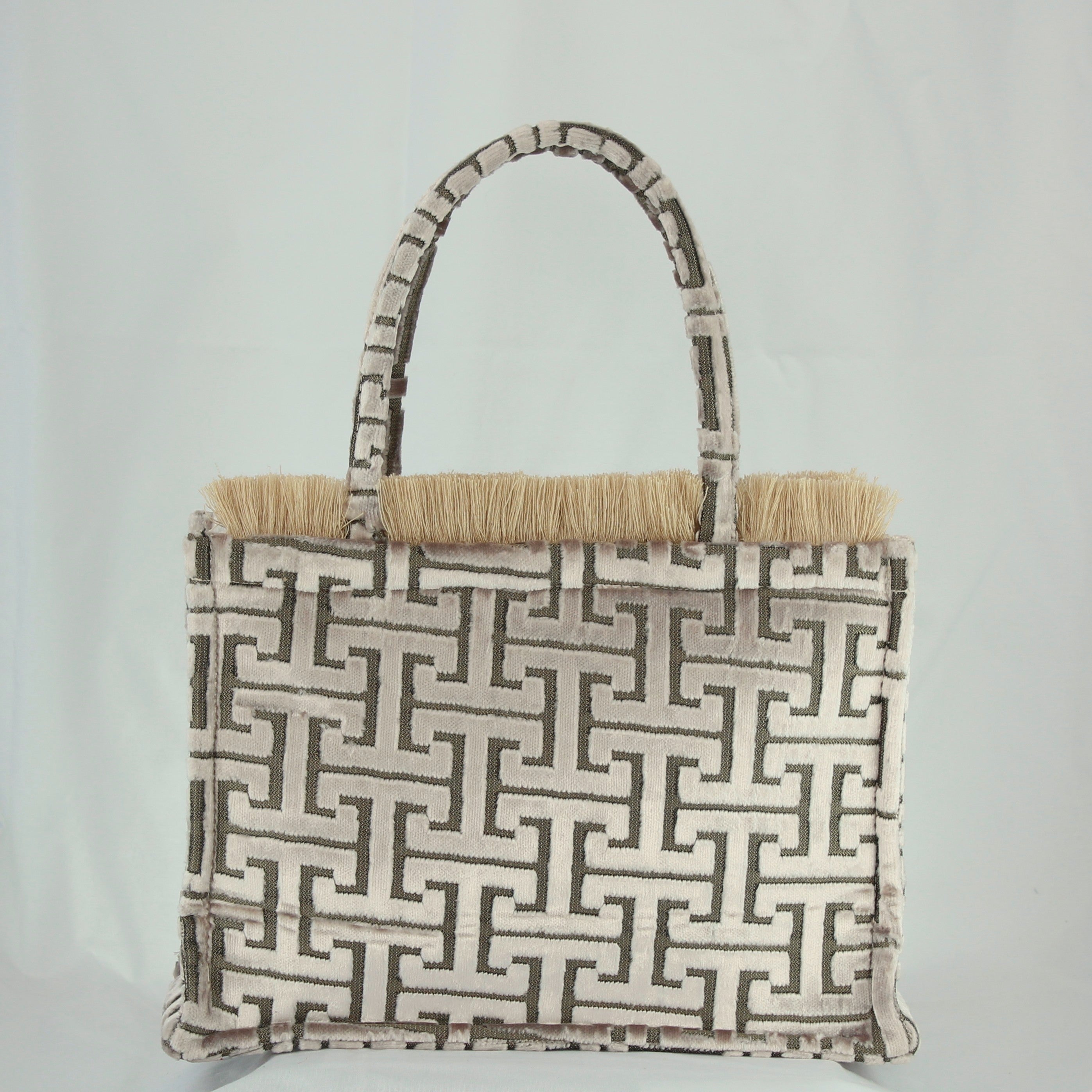 DAPHNE MEDIUM TOTE BAG