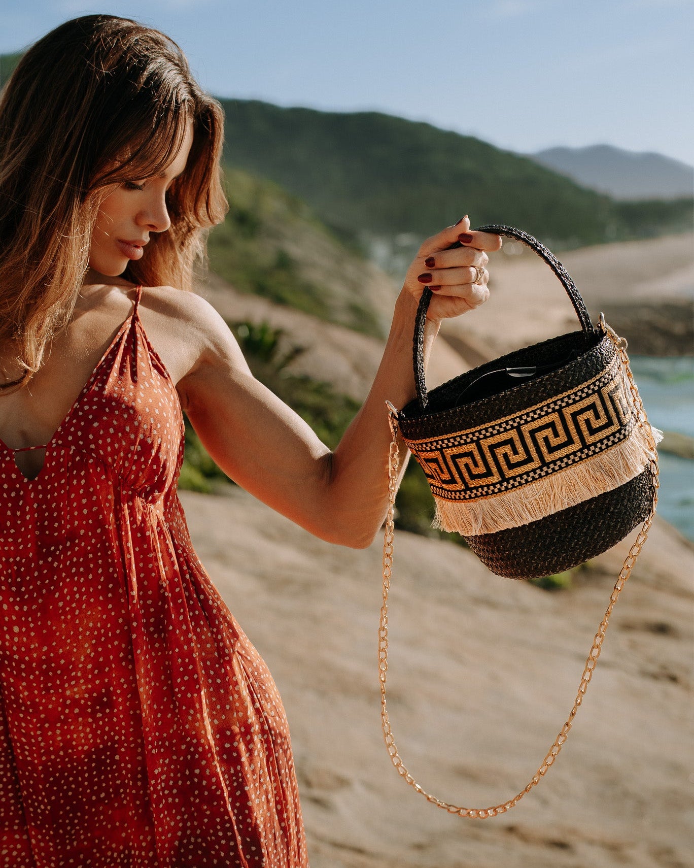 KALLOS BUCKET BAG