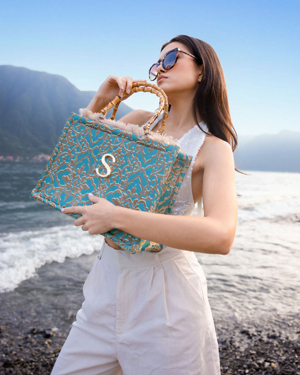 AKROGIALI MEDIUM TOTE BAG
