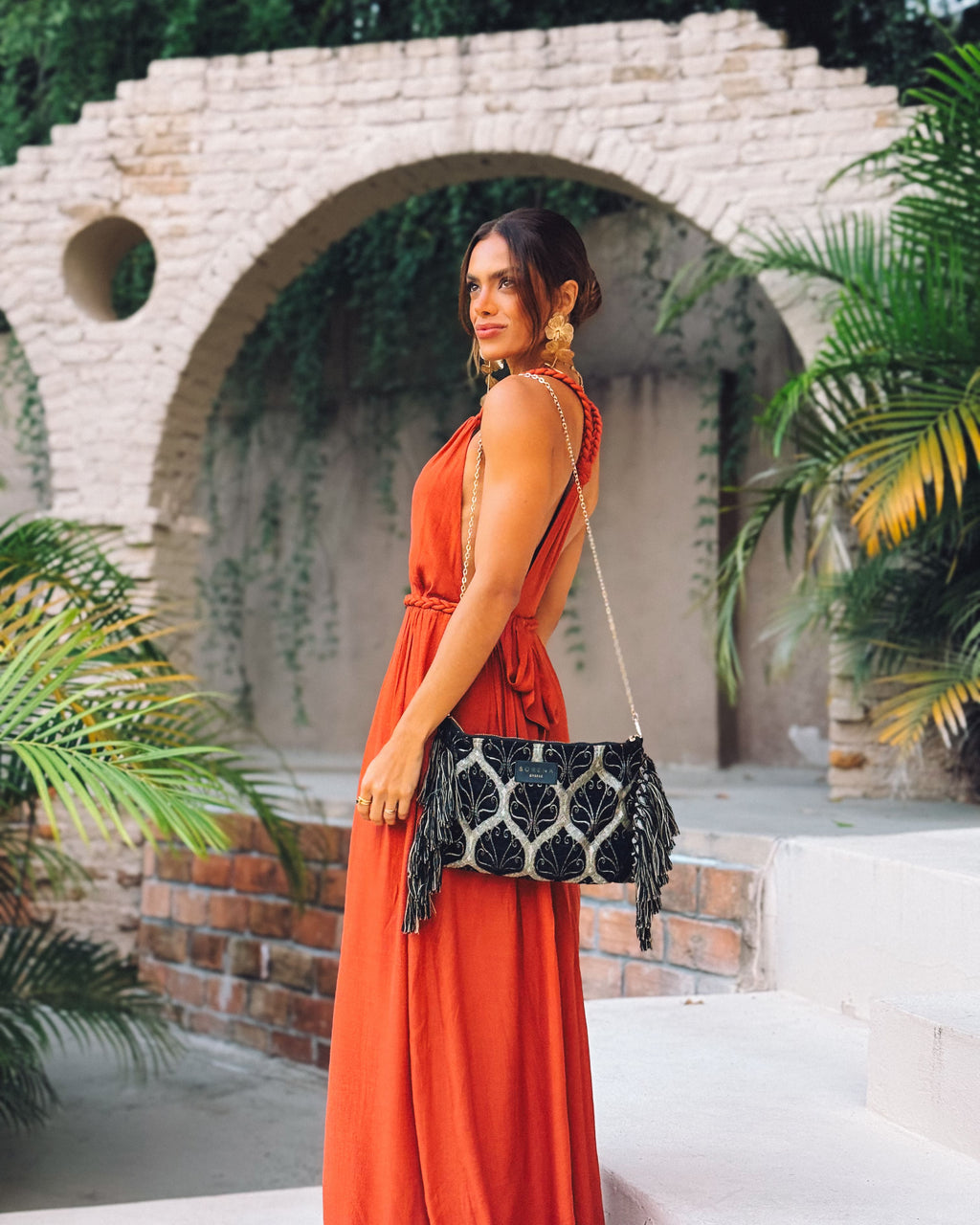DALIDA TASSEL CLUTCH