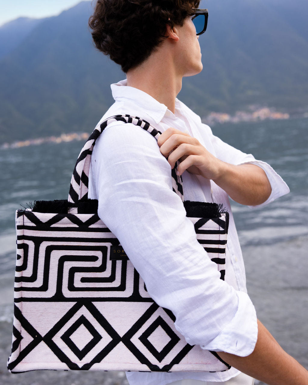 SKYROS LARGE TOTE BAG
