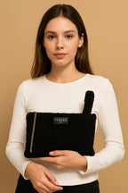 TEDDY BLACK CLUTCH