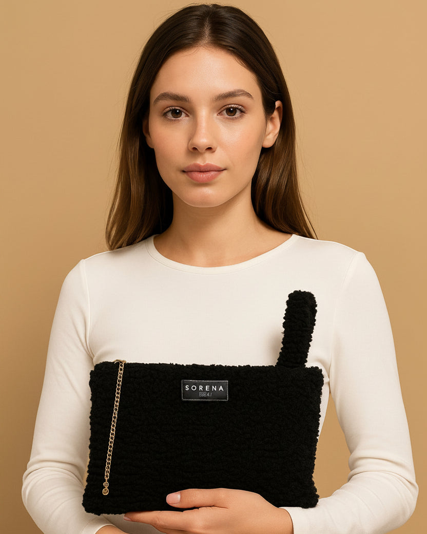 TEDDY BLACK CLUTCH