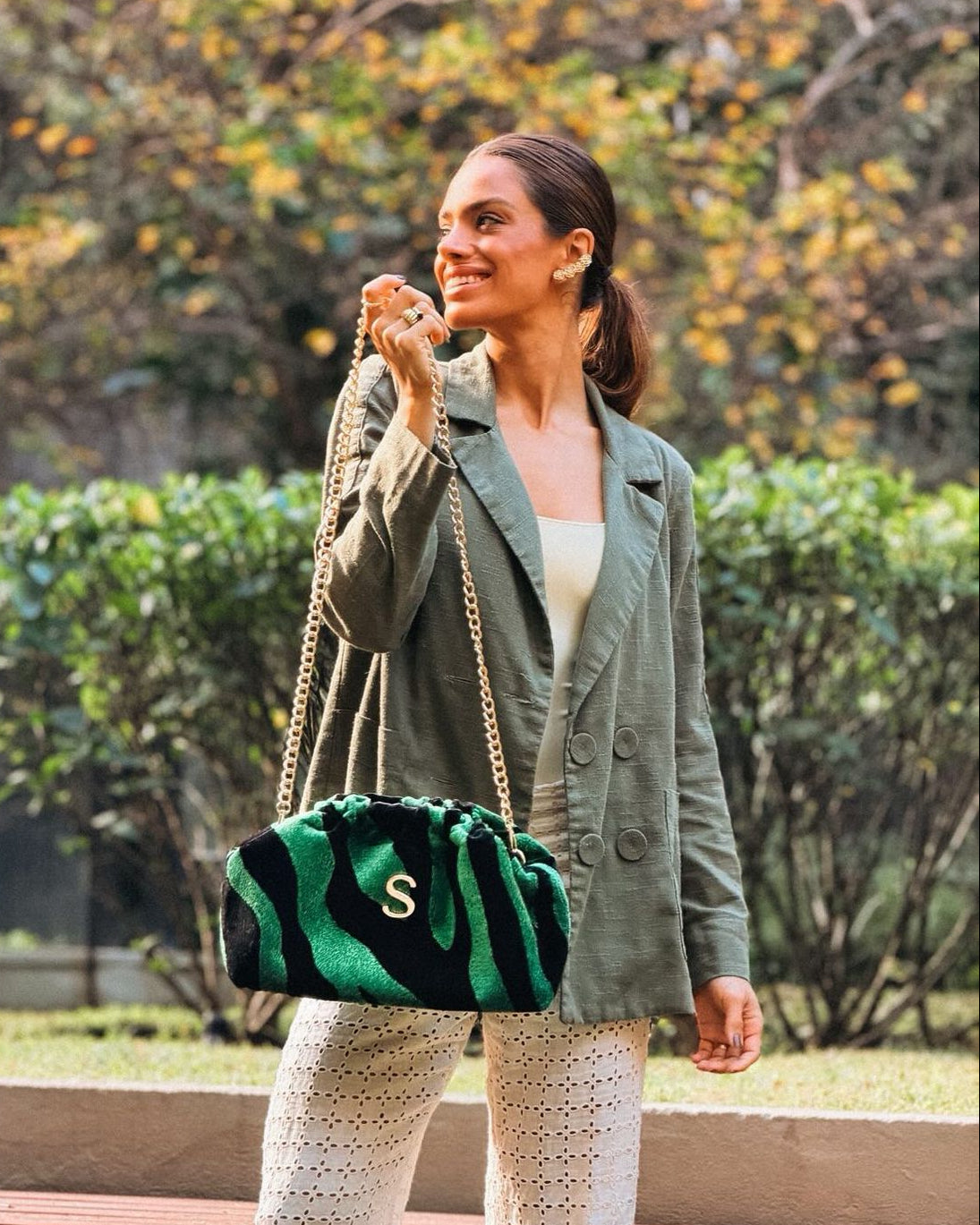 ANIMAL VELVET PETROL BUCKET BAG